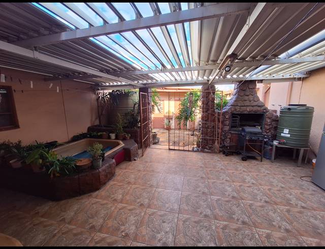 3 BEDROOM HOUSE FOR SALE IN VANDERBIJLPARK SE 1